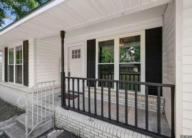 Property at 45015 Fontenot Rd, St Amant, LA 70774, 4 beds, 1.5 baths