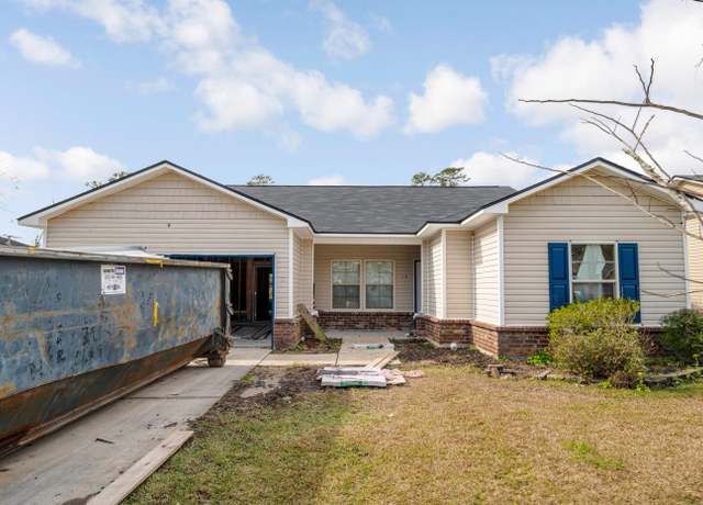 Property at 22795 Lafourche Ln, Denham Springs, LA 70726, 4 beds, 2 baths