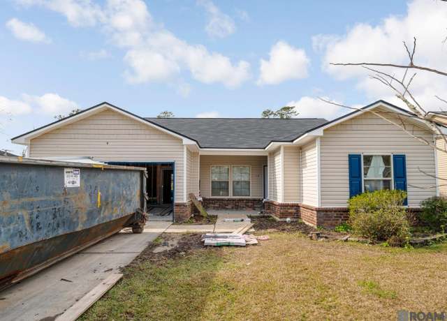 Property at 22795 Lafourche Ln, Denham Springs, LA 70726, 4 beds, 2 baths