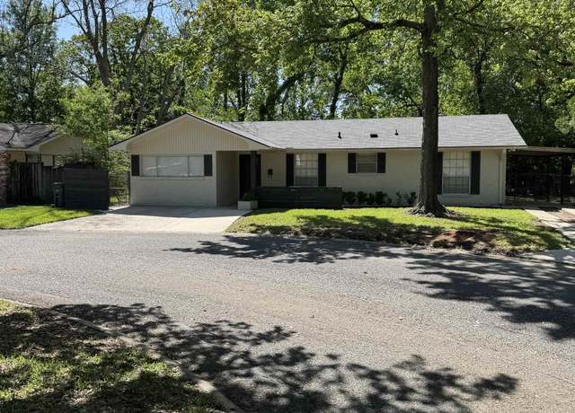 Property at 7912 Mary Ann Pl, Baton Rouge, LA 70809, 3 beds, 2 baths