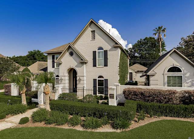 Property at 7027 Woodstock Dr, Baton Rouge, LA 70809, 4 beds, 4.5 baths