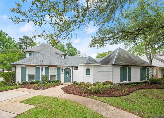 Property at 7733 Copperfield Ct, Baton Rouge, LA 70808, 5 beds, 4 baths