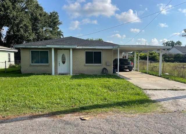 Property at 615 Locust St, Thibodaux, LA 70301, 3 beds, 1 bath