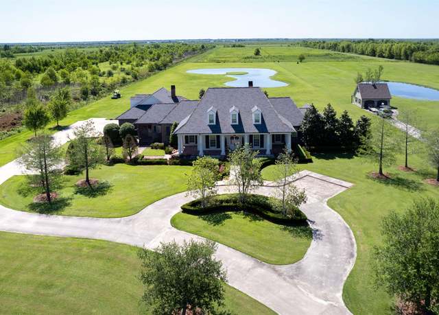 Property at 243 Rue De Levert, Raceland, LA 70374, 4 beds, 5 baths