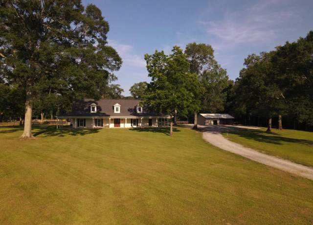 Property at 11420 Hwy 61, St Francisville, LA 70775, 3 beds, 2 baths