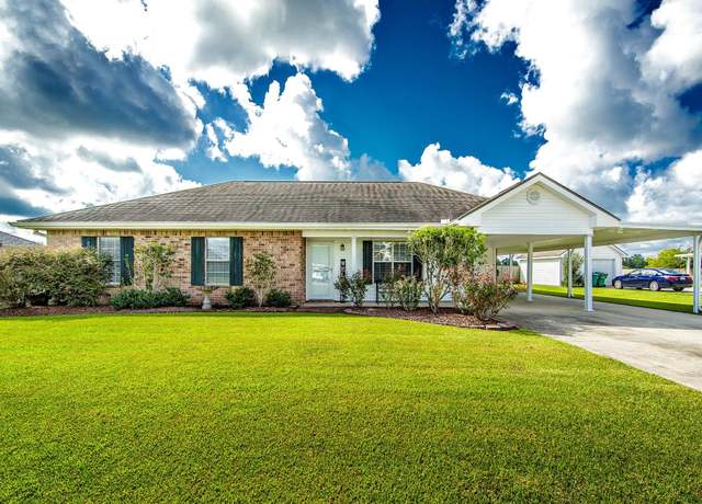 Property at 229 David Dr, Thibodaux, LA 70301, 3 beds, 3 baths