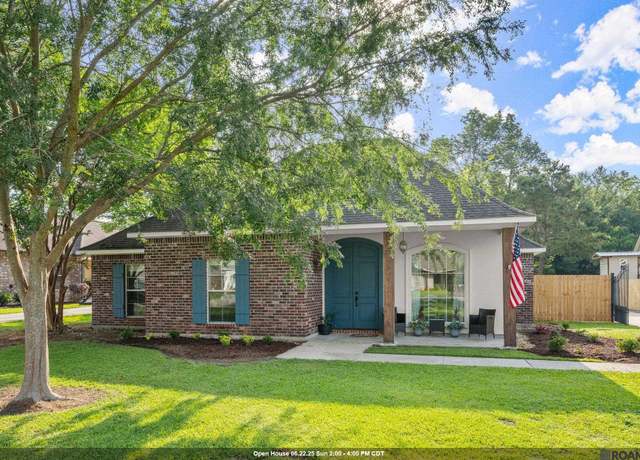 Property at 12108 Coueron Dr, St Amant, LA 70774, 4 beds, 2 baths