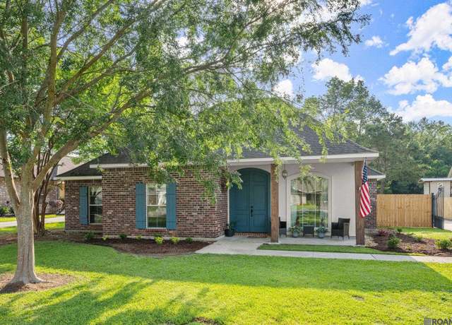 Property at 12108 Coueron Dr, St Amant, LA 70774, 4 beds, 2 baths