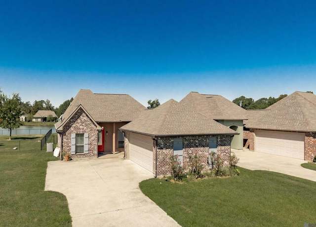 Property at 137 Lakeshore Dr, Oscar, LA 70762, 3 beds, 2 baths