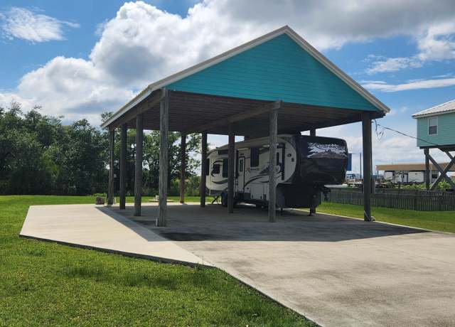 Property at 179 Tropical Landing Ln, Grand Isle, LA 70358