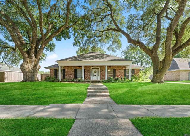 Property at 12243 Brookshire Ave, Baton Rouge, LA 70815, 4 beds, 2.5 baths