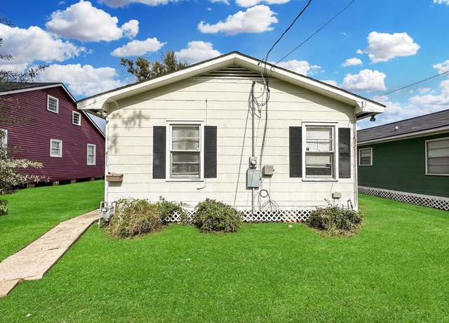 Property at 4111 Convention St, Baton Rouge, LA 70806, 3 beds, 1 bath