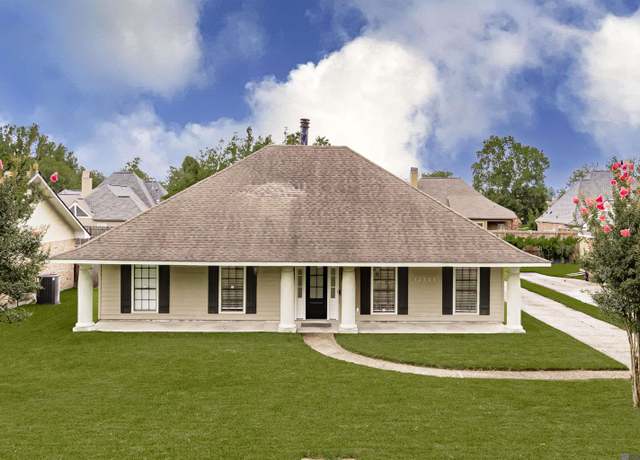 Property at 12555 King James Ave, Baton Rouge, LA 70810, 3 beds, 3 baths