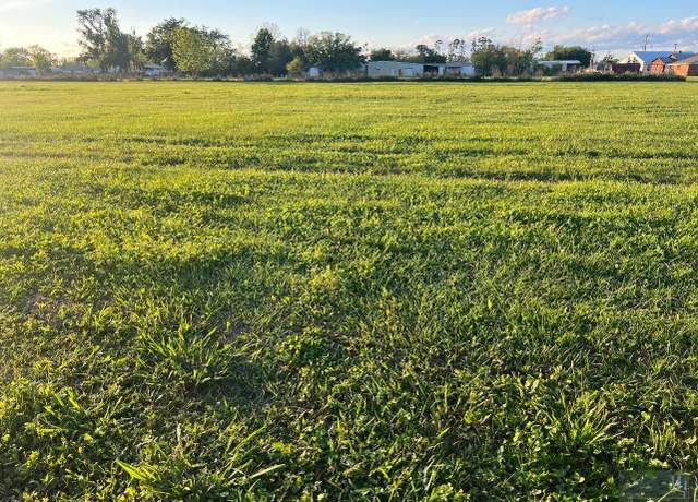 Property at 1345 Bayou Gardens Blvd, Houma, LA 70364