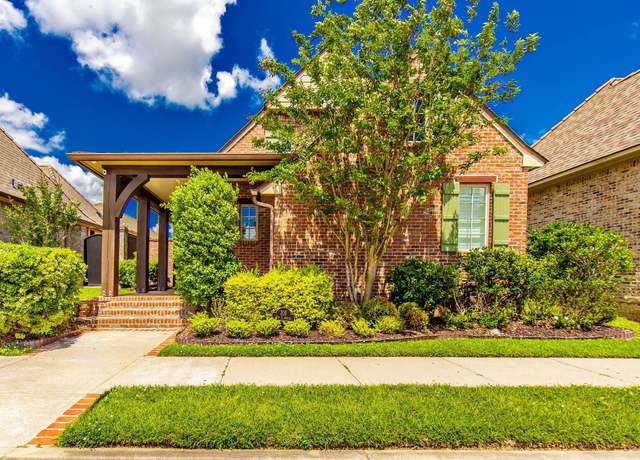 Property at 105 Rue L'amitie, Thibodaux, LA 70301, 3 beds, 2.5 baths