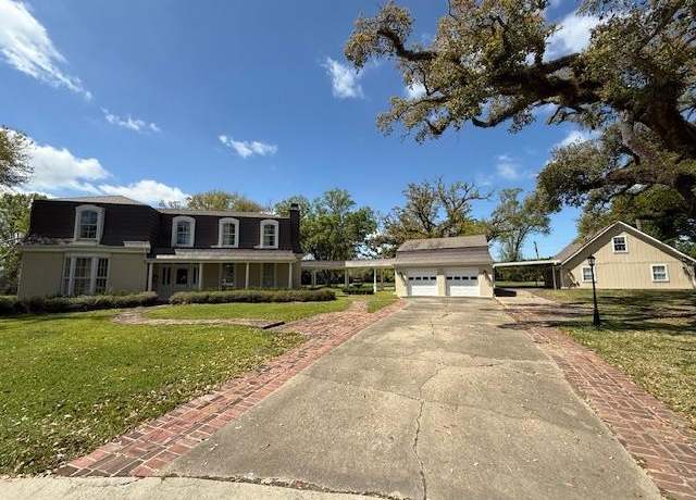 Property at 107 Krumbhaar Cir, Houma, LA 70360, 3 beds, 2.5 baths