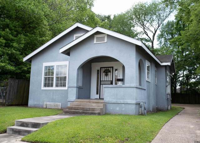 Property at 1112 Julia St, Baton Rouge, LA 70802, 2 beds, 1 bath
