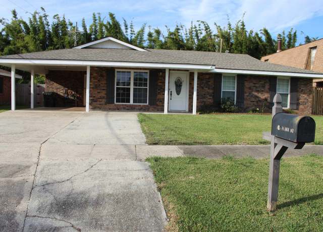 Property at 147 Alamo Dr, Houma, LA 70360, 3 beds, 2 baths