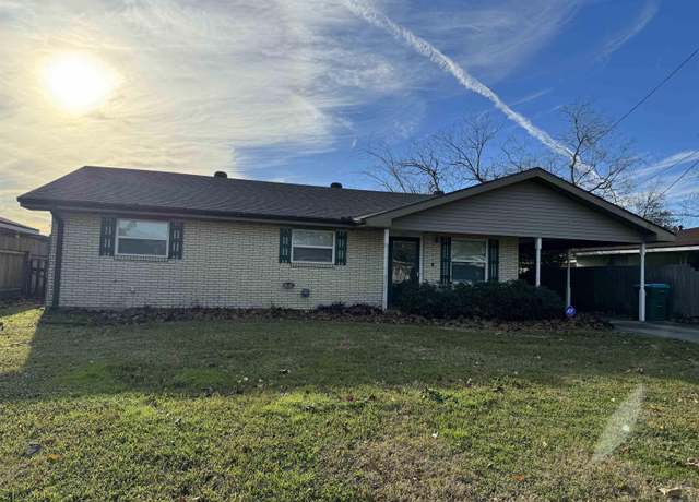 Property at 1905 Maple St, Morgan City, LA 70380, 3 beds, 2 baths