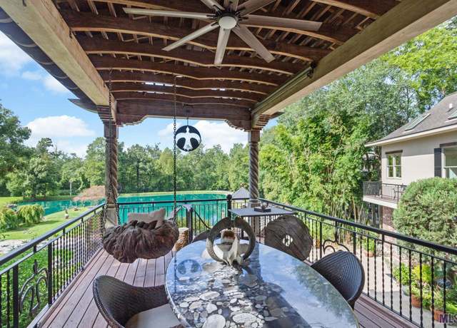 Property at 16056 Highland Bluff Ct, Baton Rouge, LA 70810, 3 beds, 2.5 baths
