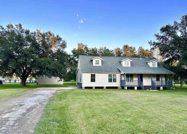 Property at 13455 K C Rd, Gonzales, LA 70737, 4 beds, 3 baths