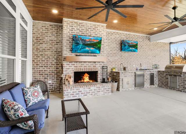 Property at 13105 Oakbourne Ave, Geismar, LA 70734, 4 beds, 3 baths