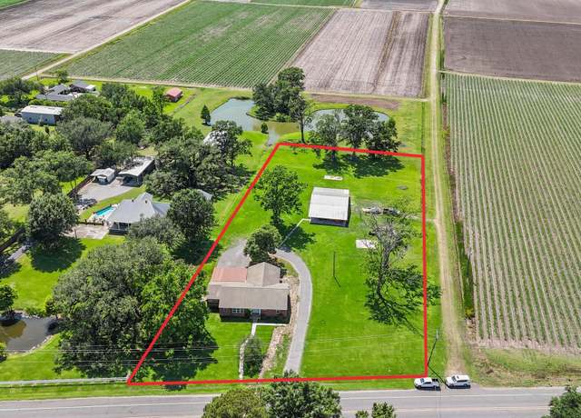 Property at 6801 Highway 1, Belle Rose, LA 70341, 3 beds, 2 baths
