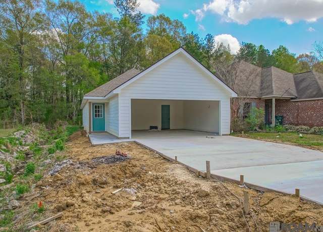 Property at 38254 Shelby Dr, Denham Springs, LA 70706, 4 beds, 2 baths