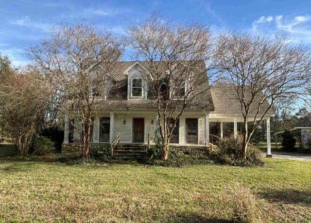 Property at 314 Hidden Acres St, Houma, LA 70364, 3 beds, 2 baths