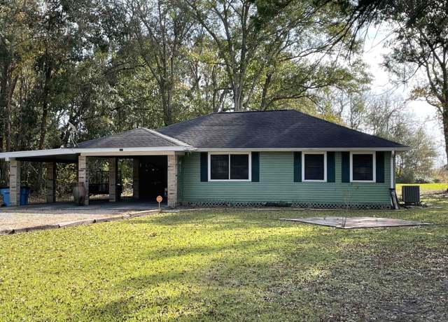 Property at 243 Verdun Ln, Franklin, LA 70538, 3 beds, 2 baths