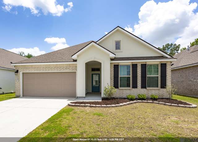 Property at 13648 Willamette Way, Baton Rouge, LA 70817, 4 beds, 2 baths