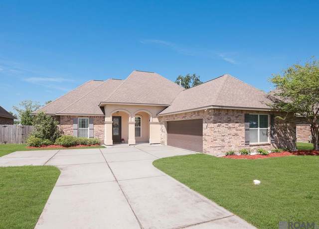 Property at 13283 Crownridge Dr, Gonzales, LA 70737, 4 beds, 3 baths
