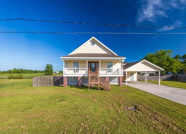 Property at 508 Twin Oaks Dr, Raceland, LA 70394, 2 beds, 1.5 baths