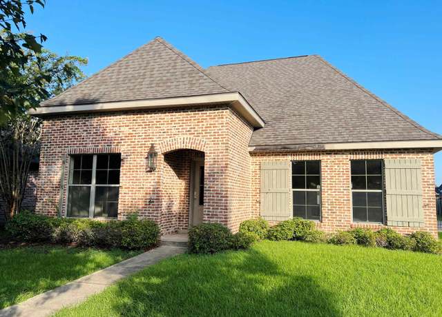 Property at 328 Shelby Claire Dr, Houma, LA 70360, 4 beds, 2 baths