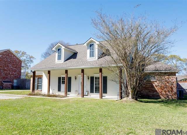 Property at 9155 Lockhart Rd, Denham Springs, LA 70726, 3 beds, 2 baths