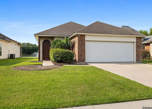 Property at 1498 Spanish Lakes Ave, St Gabriel, LA 70776, 3 beds, 2 baths