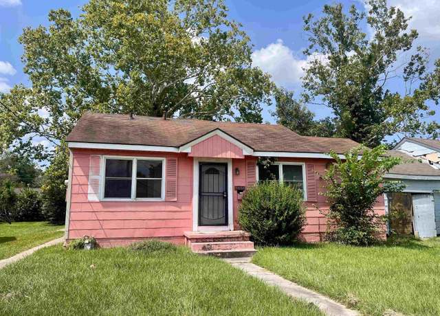 Property at 3467 Hollywood St, Baton Rouge, LA 70805, 3 beds, 1.5 baths