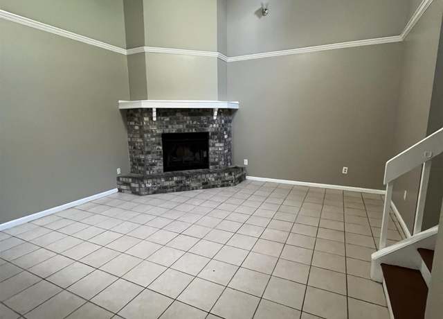 Property at 3421-D Oneal Ln Unit D, Baton Rouge, LA 70816, 3 beds, 2 baths