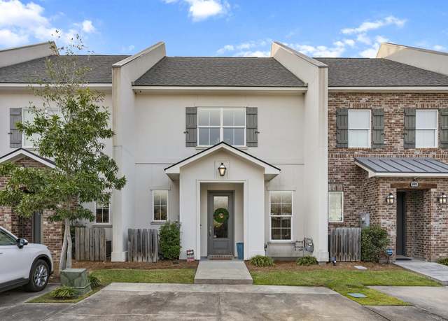 Property at 5072 Myrtle Trail Dr, Baton Rouge, LA 70820, 2 beds, 2.5 baths