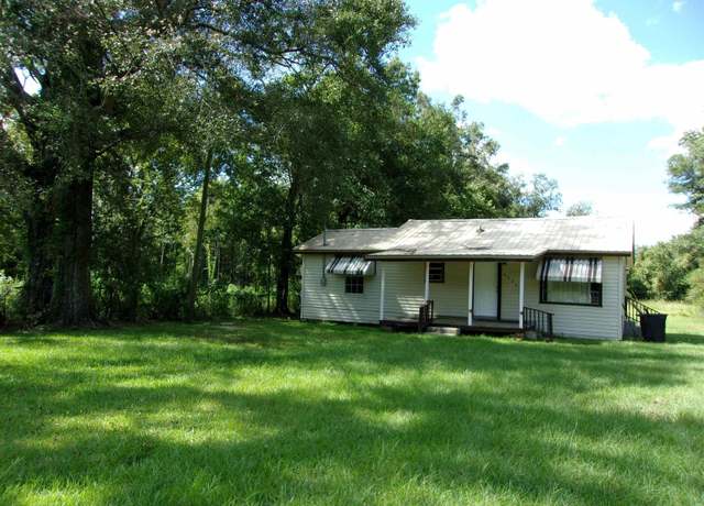 Property at 6530 Donnie St, Zachary, LA 70791, 2 beds, 1 bath