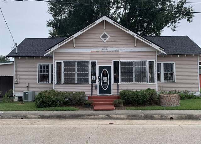 Property at 609 Legion Ave, Houma, LA 70364, 3 beds, 2 baths