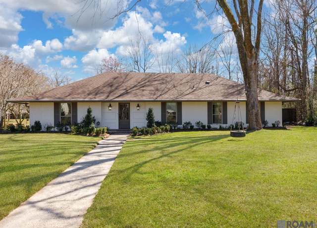 Property at 1076 E Lakeview Dr, Saint George, LA 70810, 3 beds, 2 baths