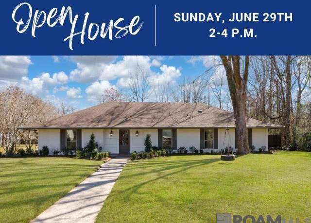 Property at 1076 E Lakeview Dr, Saint George, LA 70810, 3 beds, 2 baths