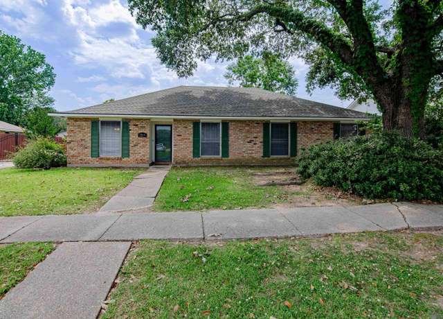 Property at 2329 Aspenwood Dr, Baton Rouge, LA 70816, 4 beds, 2 baths