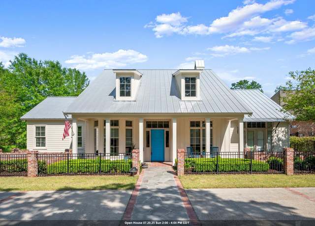 Property at 907 Carter Ave, Baton Rouge, LA 70806, 2 beds, 2.5 baths