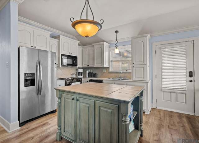Property at 15155 La Hwy 44 Unit 10B, Gonzales, LA 70737, 2 beds, 2 baths