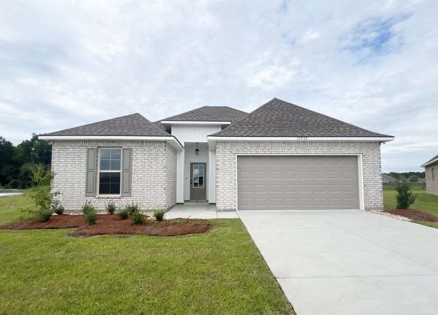 Property at 11533 Densmore Dr, Denham Springs, LA 70726, 3 beds, 2 baths