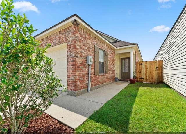 Property at 15012 Rimrock Ct, Baton Rouge, LA 70819, 3 beds, 2 baths