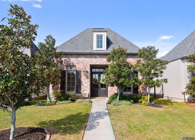 Property at 2637 Cresthaven Ave, Baton Rouge, LA 70810, 3 beds, 2 baths
