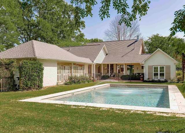 Property at 8085 Bennett Dr, Ventress, LA 70783, 3 beds, 2.5 baths